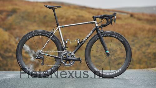 Genesis Volare specificaties 